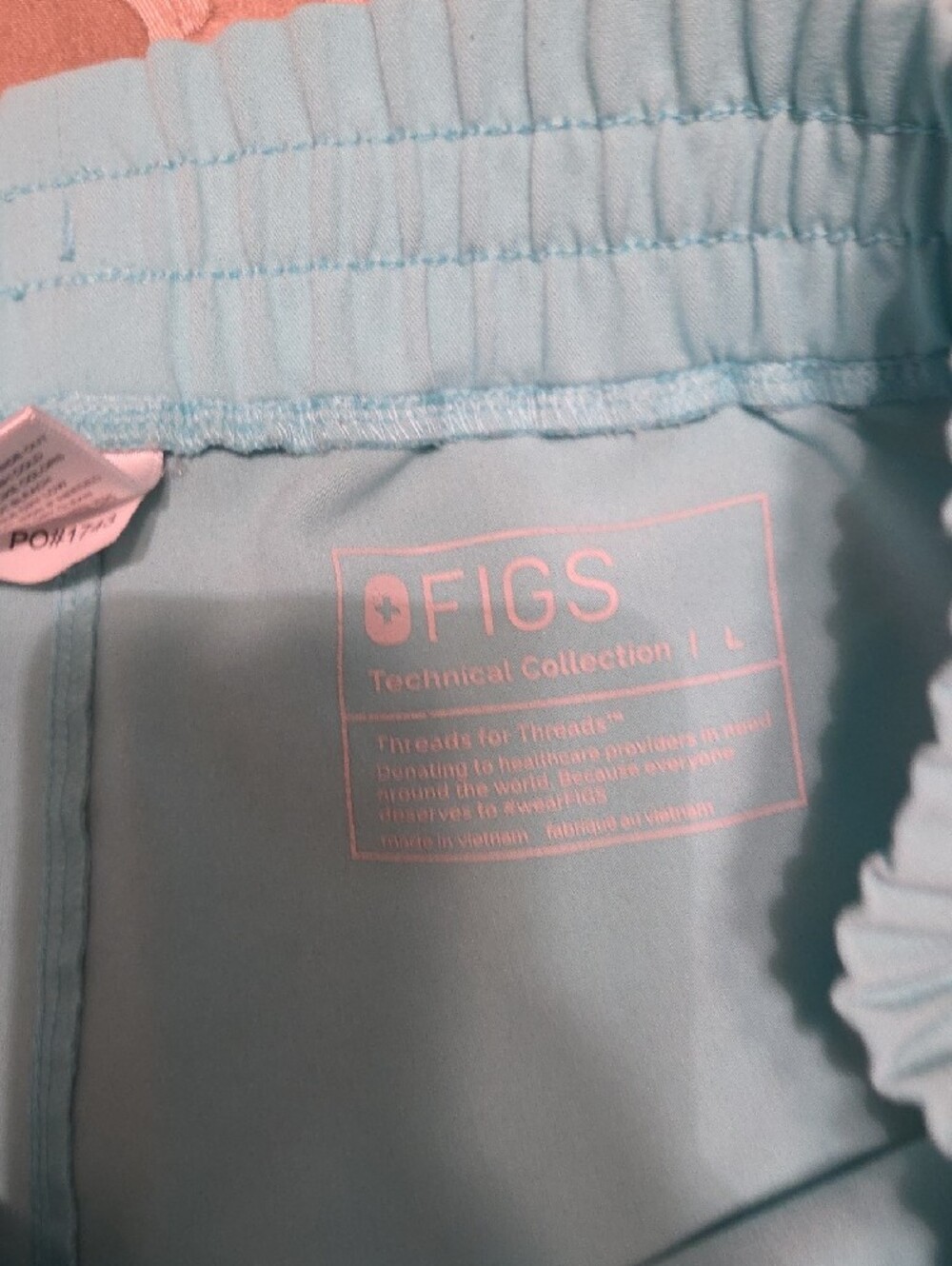 Figs Aqua/Mint Scrubs Set Size Large - Picture 5 of 6